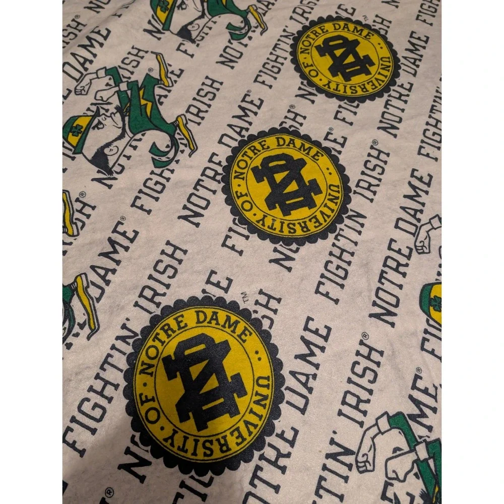 Vintage Notre Dame Fighting Irish Fleece Throw Blanket Leprechaun Mascot USA